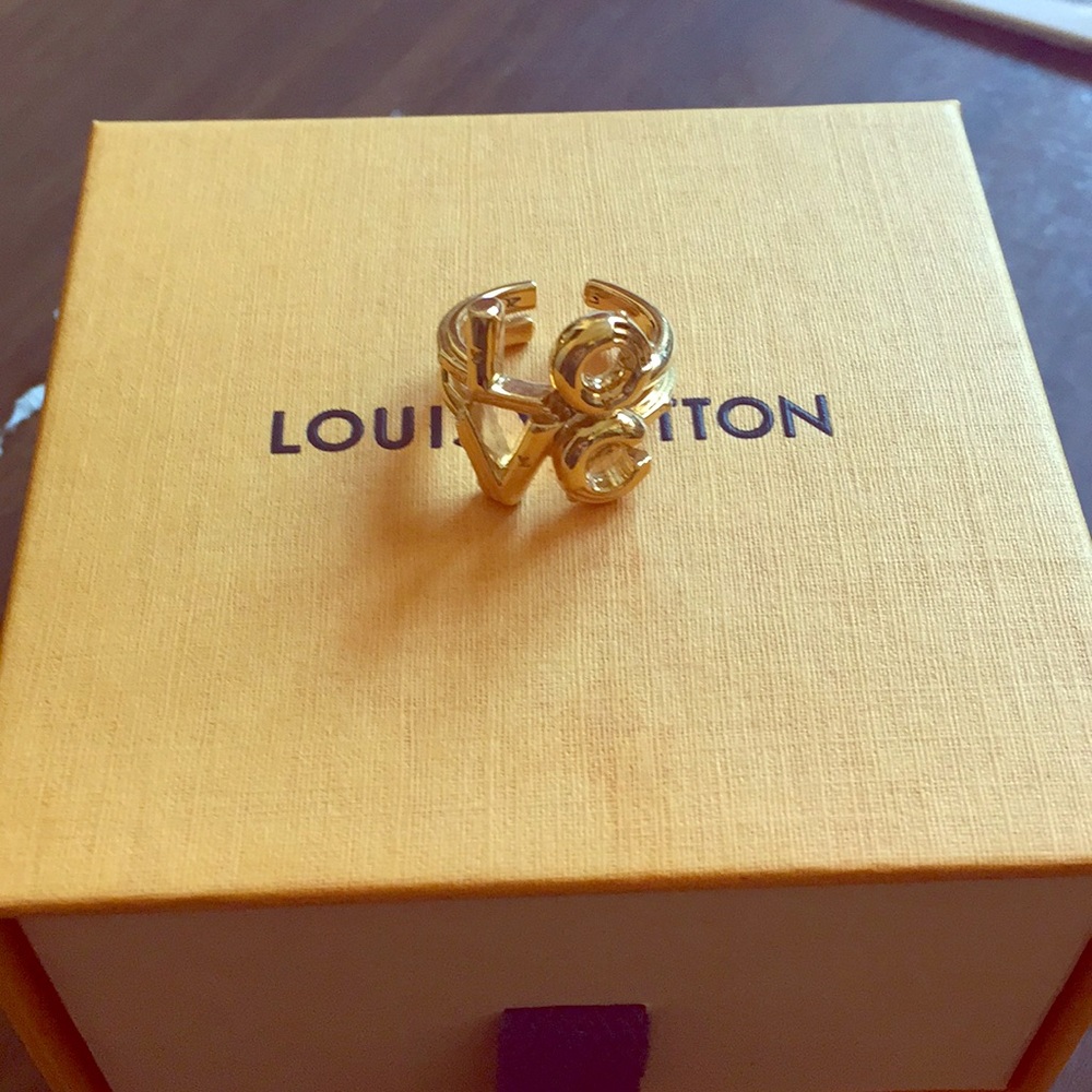 Louis Vuitton "LoVe" Ring